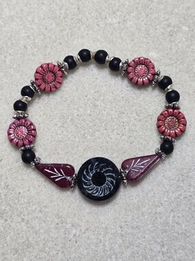 Czech Red Floral & Black Glass Beaded Stretch Bracelet with Maroon Accents